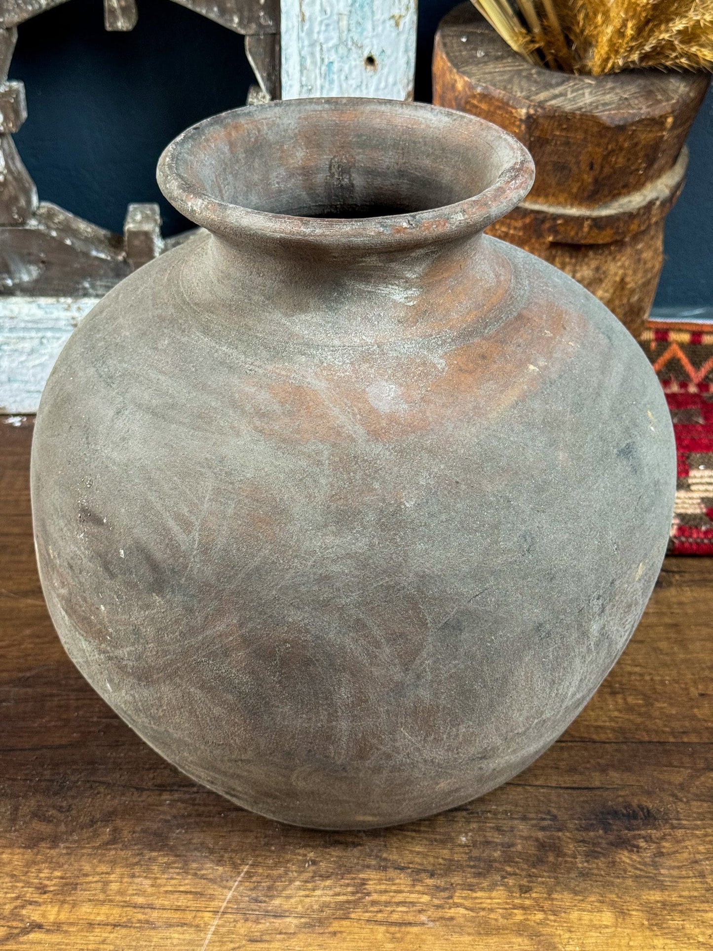Round Vintage Gray Antique Vase, Terracotta Flower Pot, Wabi Sabi Vase, Flower Pot, Rustic Pottery, Vintage Vase, Earthenware Vase