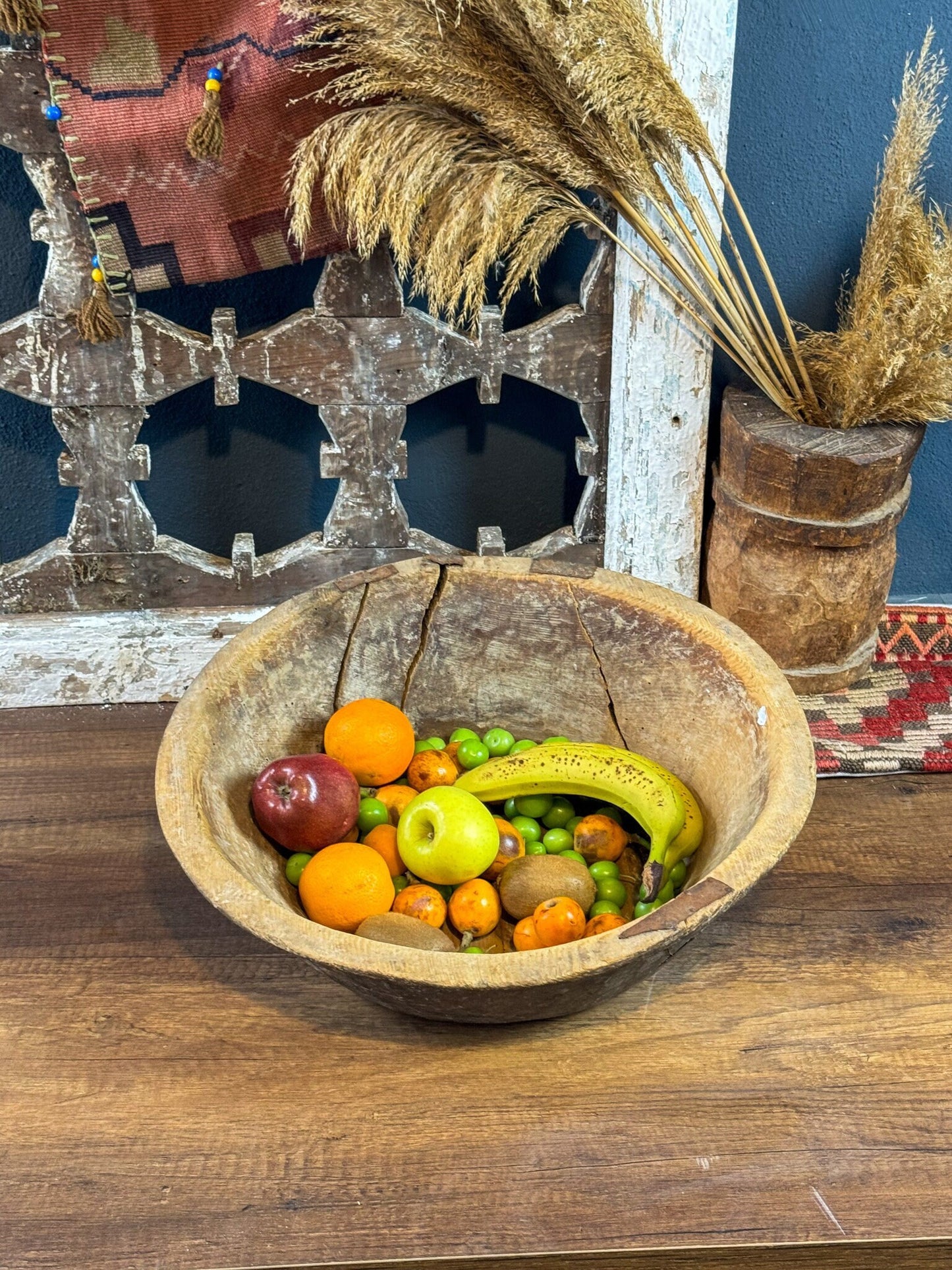 Walnut Wooden Round Plate, Vintage Fruit Plate, Wooden Presentation Plate, Rustic Wooden Fruit Plate, Wooden Serving Plate,Wooden Large Bowl