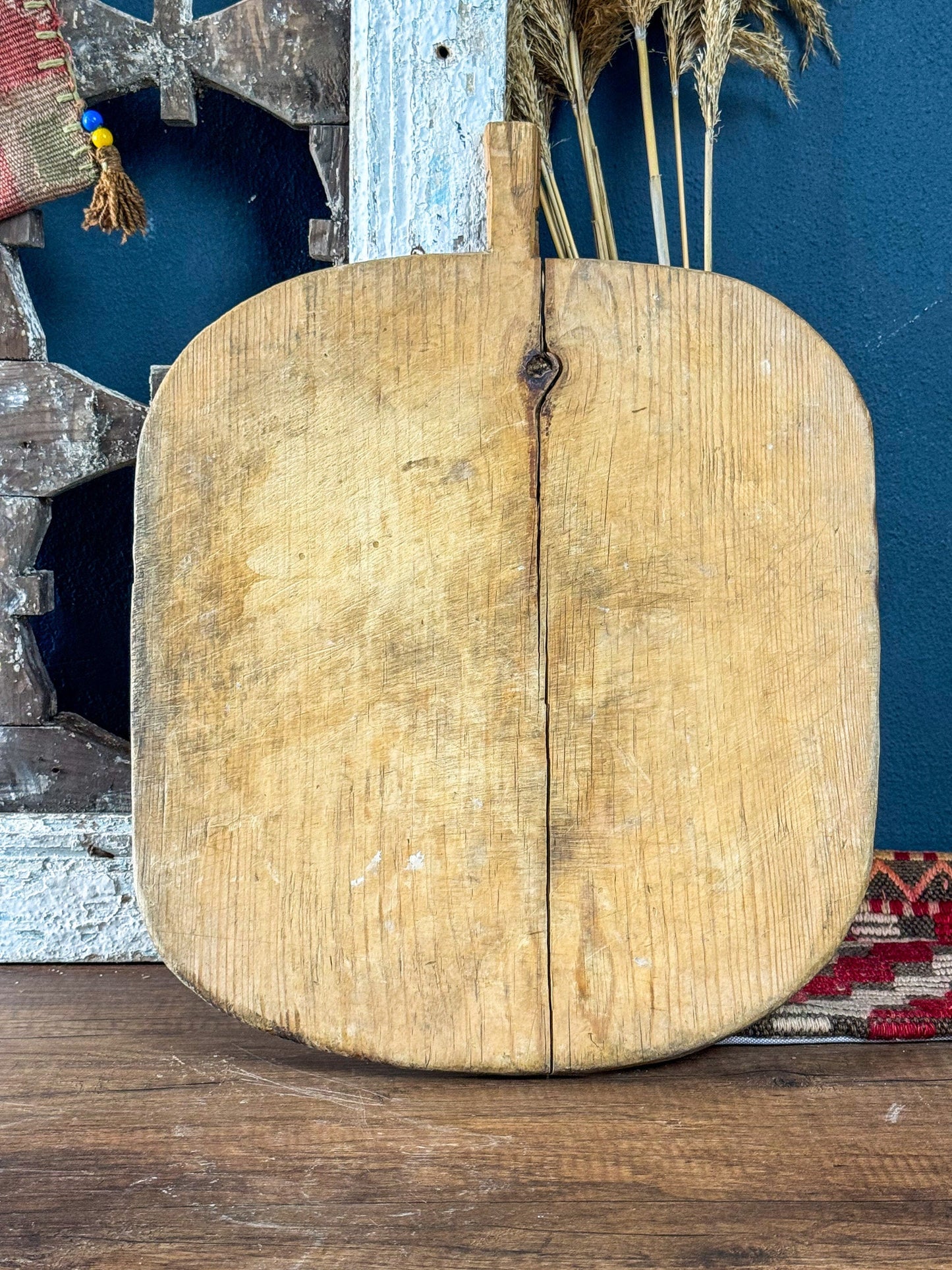 Vintage Bread Board & Vintage Cutting Board, Delicatessen Serving Tray, Square Walnut Wooden Cutting Board, Wooden Pizza Serving Plate