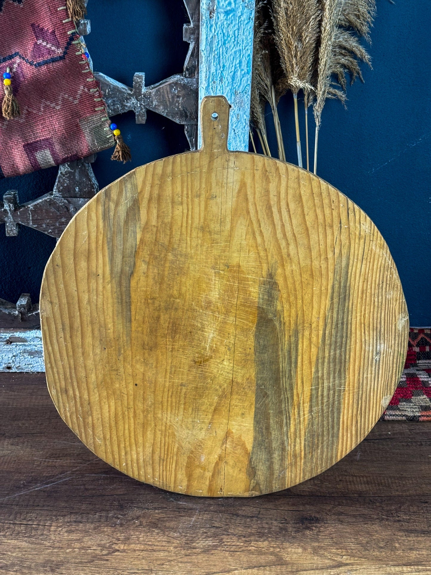 Vintage Bread Board & Vintage Cutting Board, Delicatessen Serving Tray, Round Walnut Wooden Cutting Board, Wooden Pizza Serving Plate