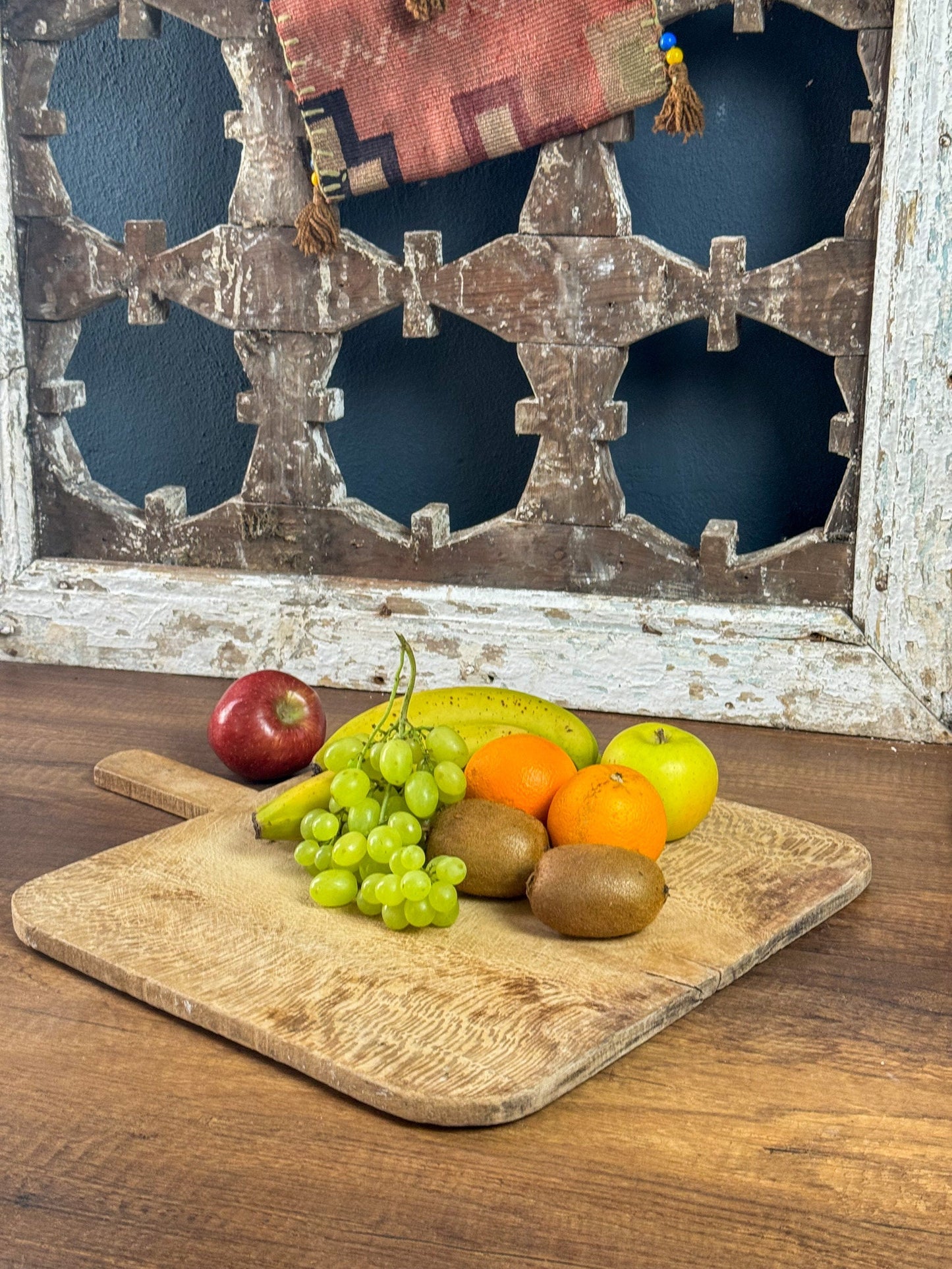 Square Walnut Wooden Cutting Board, Vintage Board, Rustic Cutting Board, Wooden Cheese and Serving Plate, Wooden Presentation Board