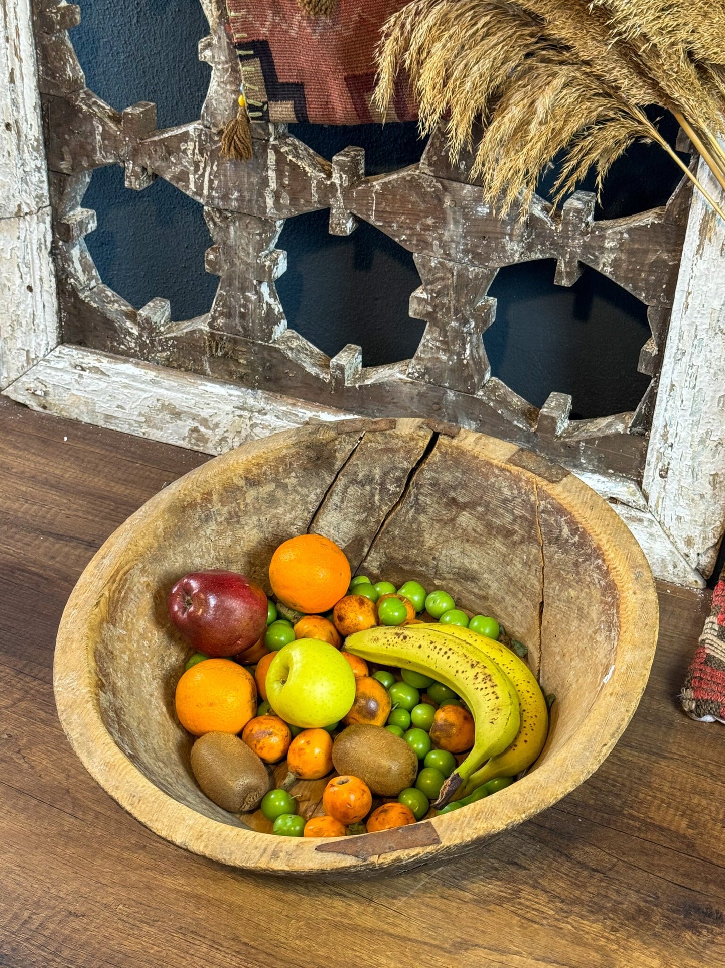 Walnut Wooden Round Plate, Vintage Fruit Plate, Wooden Presentation Plate, Rustic Wooden Fruit Plate, Wooden Serving Plate,Wooden Large Bowl